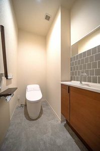 エグゼスト　グリジオ 0305号-7