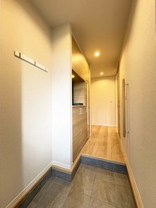 Ａｌｉｖｉｌａ 0102号-8