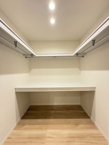 Ａｌｉｖｉｌａ 0102号-9
