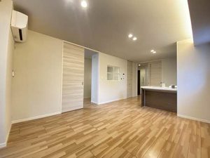 シャーメゾン上所 0201号-8