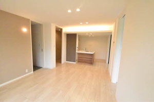 シャーメゾンリーノ 0302号-3