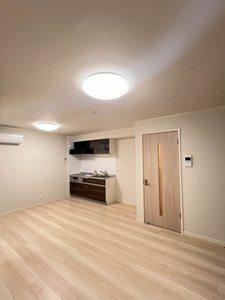 コンフォート東駒爪 102号-2