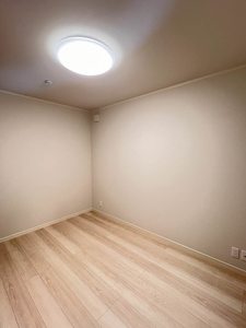 コンフォート東駒爪 102号-13