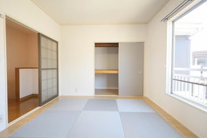サニーハイツめじろ台 K号-12