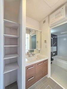 ｓｈｕｒｉｎａ（シュリナ） 0102号-6