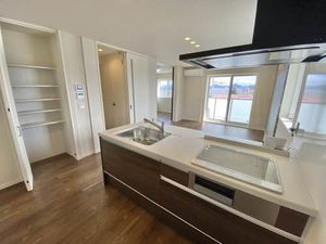 ヴィアルＣＩＴＹ長泉 0301号-8