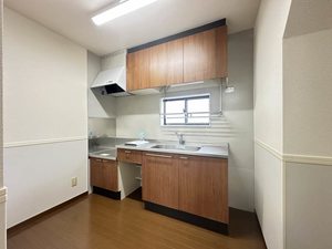 サニーフォレストＢ-4