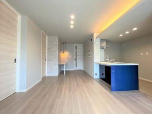 ソリューションズ　テン 0202号-3