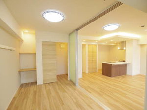 ＧＲＡＮＤ　ＣＯＵＲＴ 0205号-7