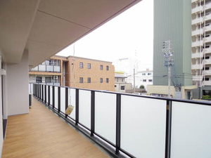 ＧＲＡＮＤ　ＣＯＵＲＴ 0302号-5