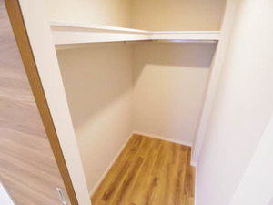 ＧＲＡＮＤ　ＣＯＵＲＴ 0302号-8