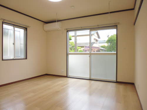 グレイシャス駿河Ａ 0101号-2