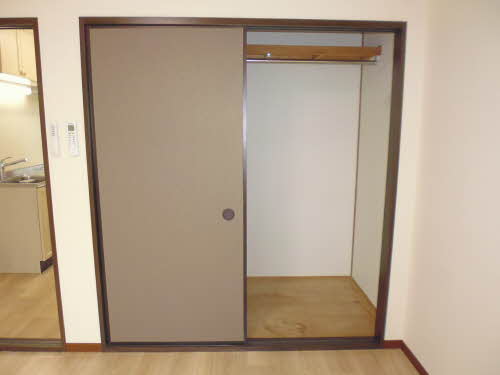 グレイシャス駿河Ａ 0101号-8