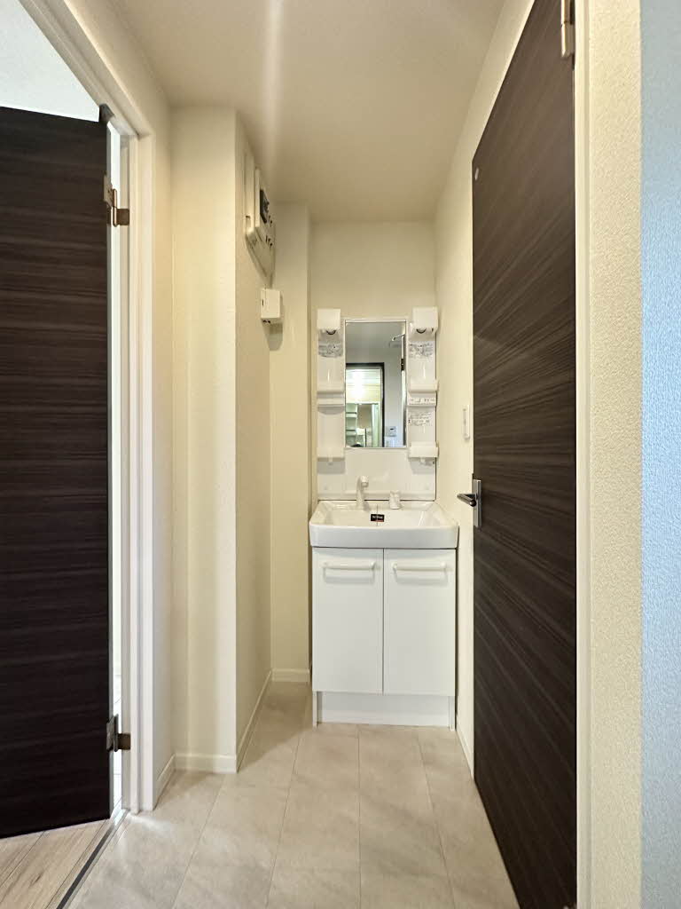 フレグランスＵ　ＣＤＥ E202号-6