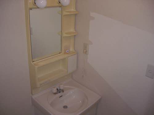 セサミハイツ A206号-3