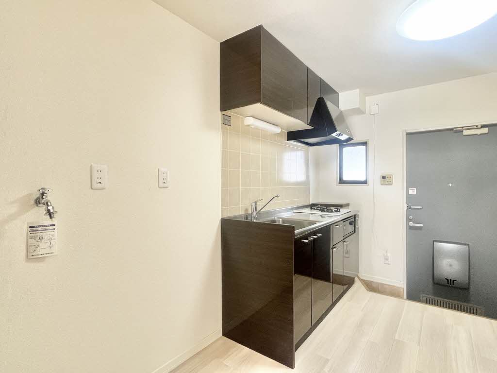 サーティーンガーデン B102号-7