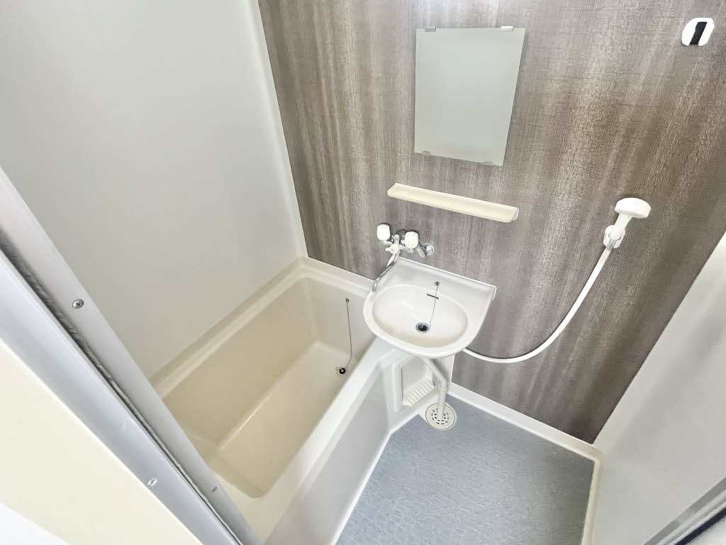 サーティーンガーデン B102号-9