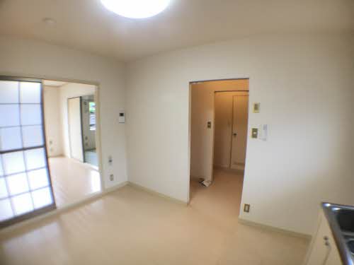 ハイツボンパパ A103号-4