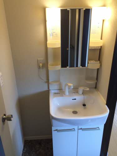 アゼリアハイツ B202号-10