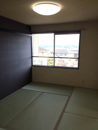 アゼリアハイツ B202号-13