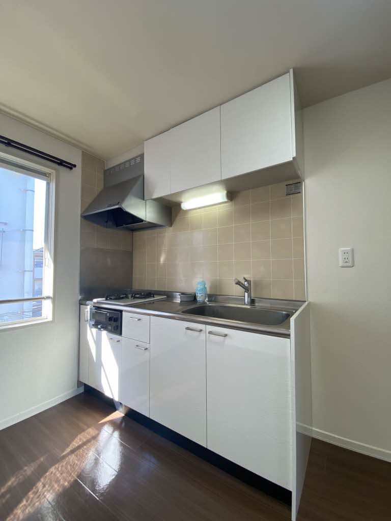 パークヒルズ E202号-4