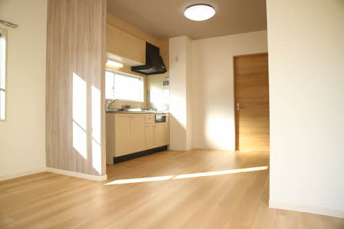 T.TOWNエミネンス A202号-2