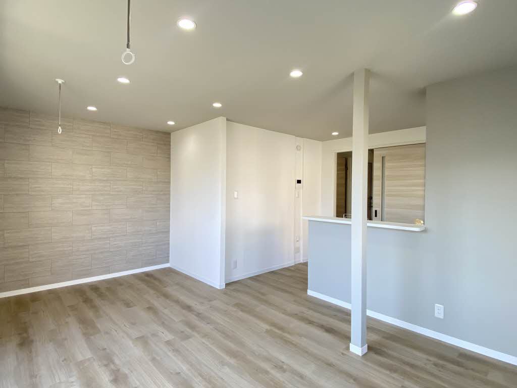 Ｔ．ＴＯＷＮエミネンス E201号-3