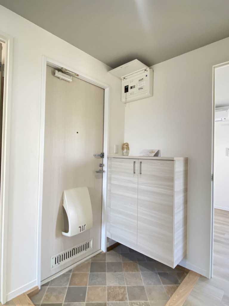 Ｔ．ＴＯＷＮエミネンス E201号-6