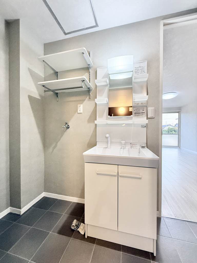 ビクトワール A102号-6