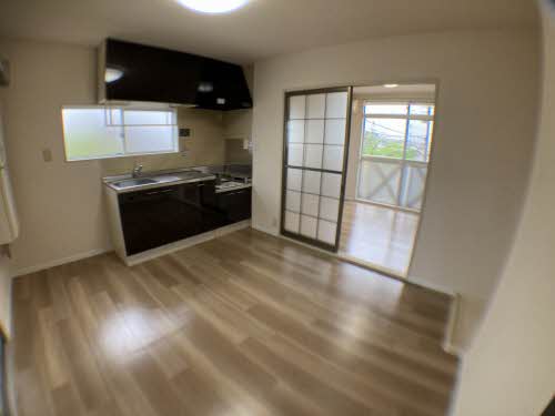 ルミエールすわの木 A201号-3