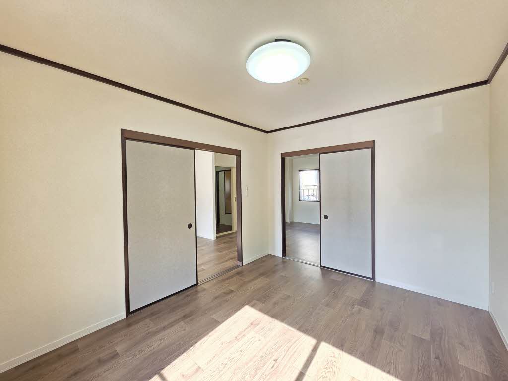 リヴェール瀬名 A102号-3