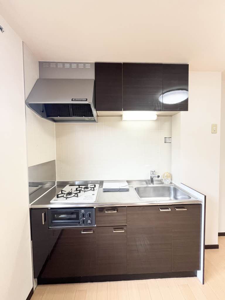 カーサ江島 B102号-7