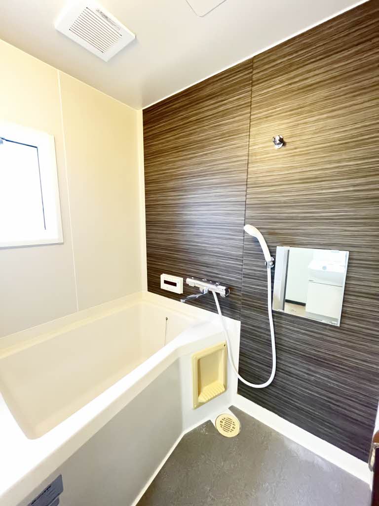 カーサ江島 B102号-14