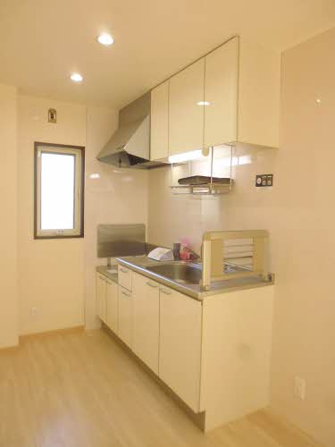 ファミール塩津 B101号-7