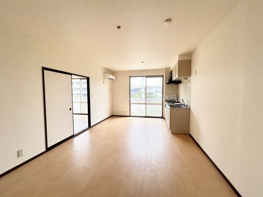 リバーサイド徳重 A201号-2