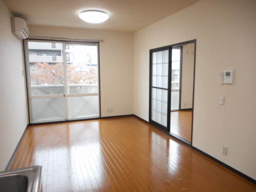 リバーサイド徳重 B203号-2