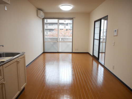 リバーサイド徳重 B203号-4