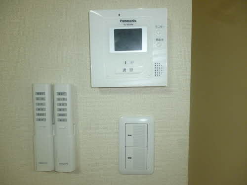 プレミール七宝 A102号-2