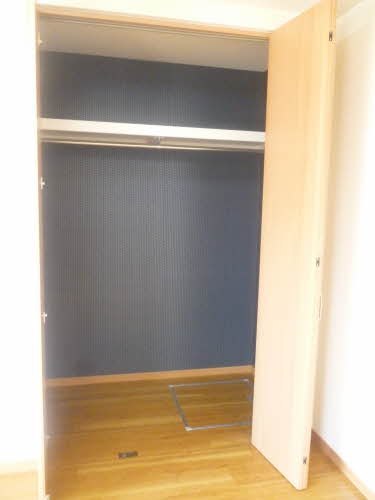 プレミール七宝 A102号-9