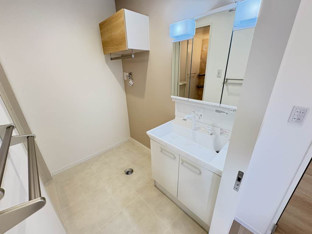 ハイツウサミ A203号-8