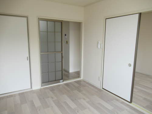 フレグランスコート佐野 B101号-3