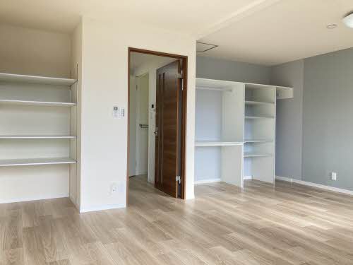 フレグランスコート佐野 B102号-2