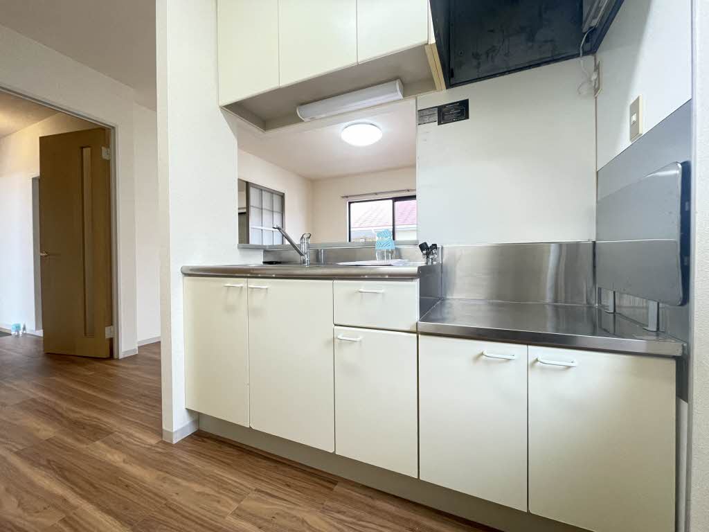 セラコーポ常願 A202号-3