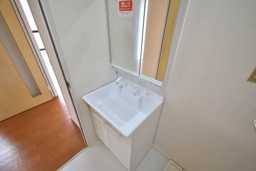 セラコーポ常願 B102号-11
