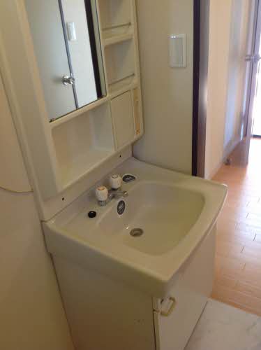 Ｔ．Ｔ．ＨＯＵＳＥ B101号-4