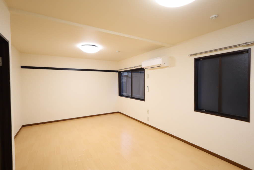 Grandiel I B102号-4