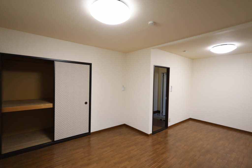 Grandiel I B102号-8