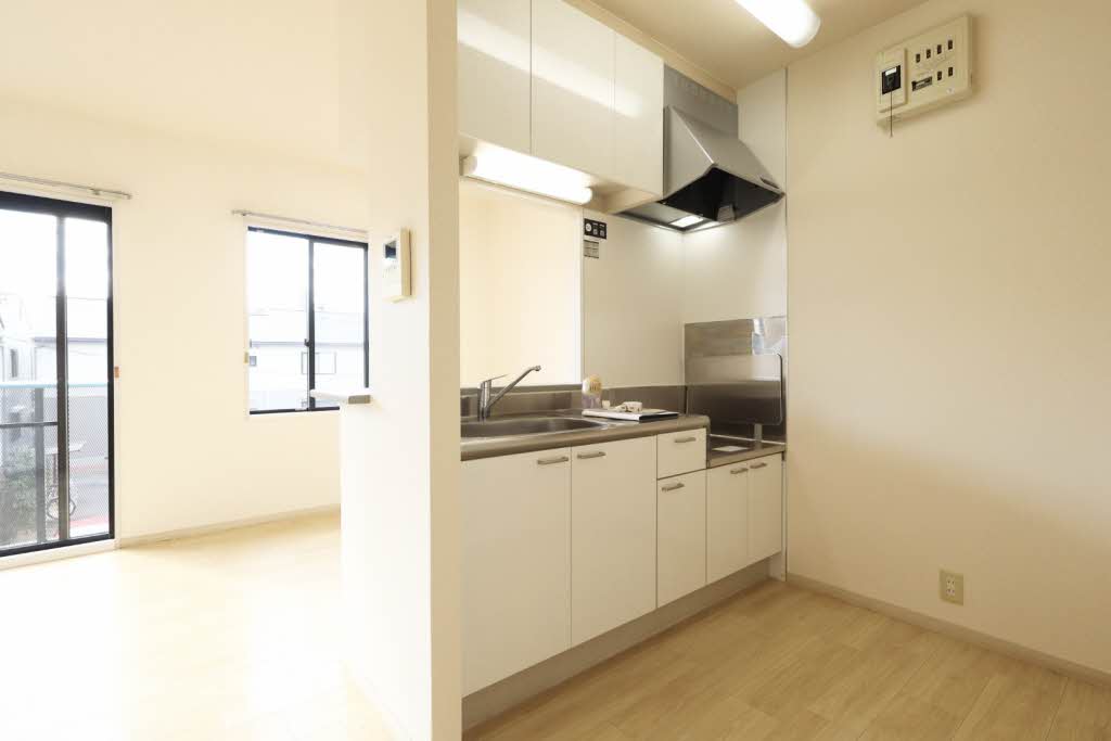 ビレッジ石塚 E202号-5