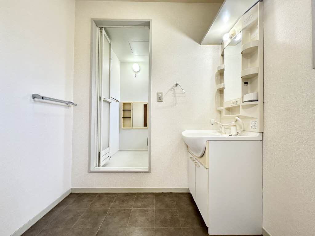 パストラル尾花 B202号-14