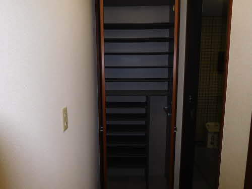 メリースクエア A201号-3